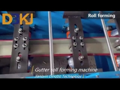Petit pain de gouttière formant la machine