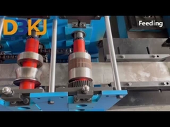 Machine de formage de rouleaux de porte à volets