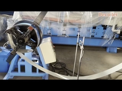 Machine à former des rouleaux de tubes octogonaux